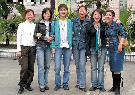 李宇春39岁现状态,为何李宇春35岁至今单身一人