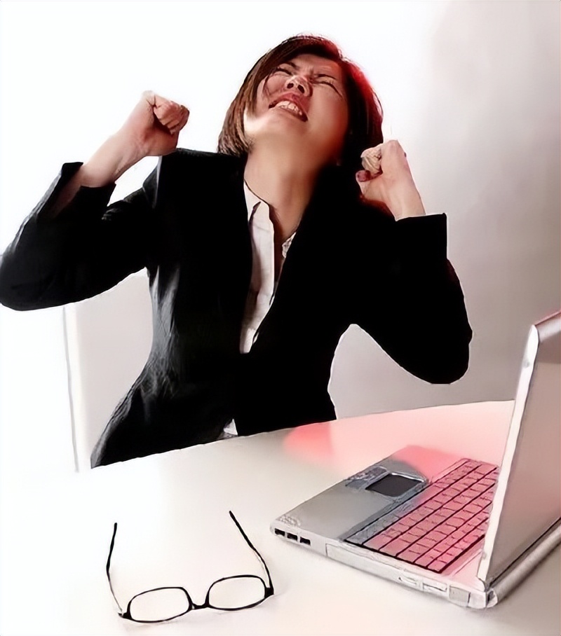 一线教师的亲身故事,网课老师心酸事件