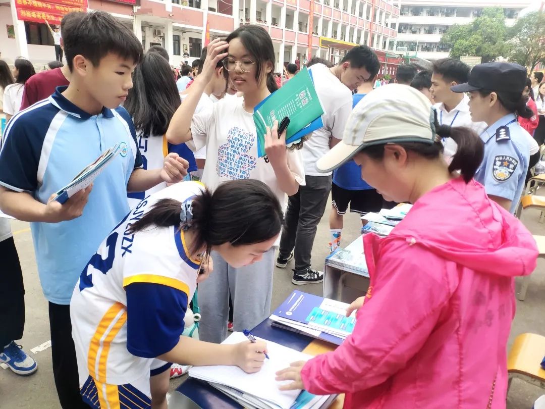 中职最热门十大专业排行榜,中职学校十大热门专业排名