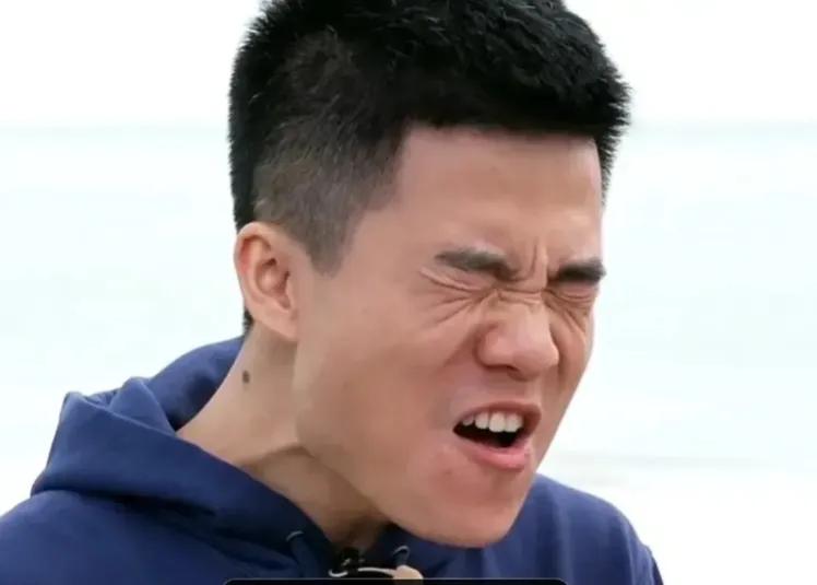 閲戝爞椴滆姳灞辫胺鍊煎緱鍘诲悧,閲戝爞椴滆姳灞辫胺娓歌