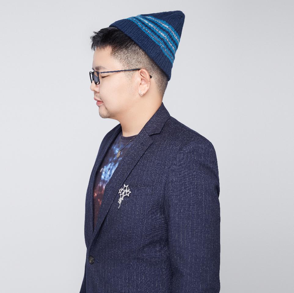 情歌王子张信哲新单,“情歌王子”张信哲的成名之路