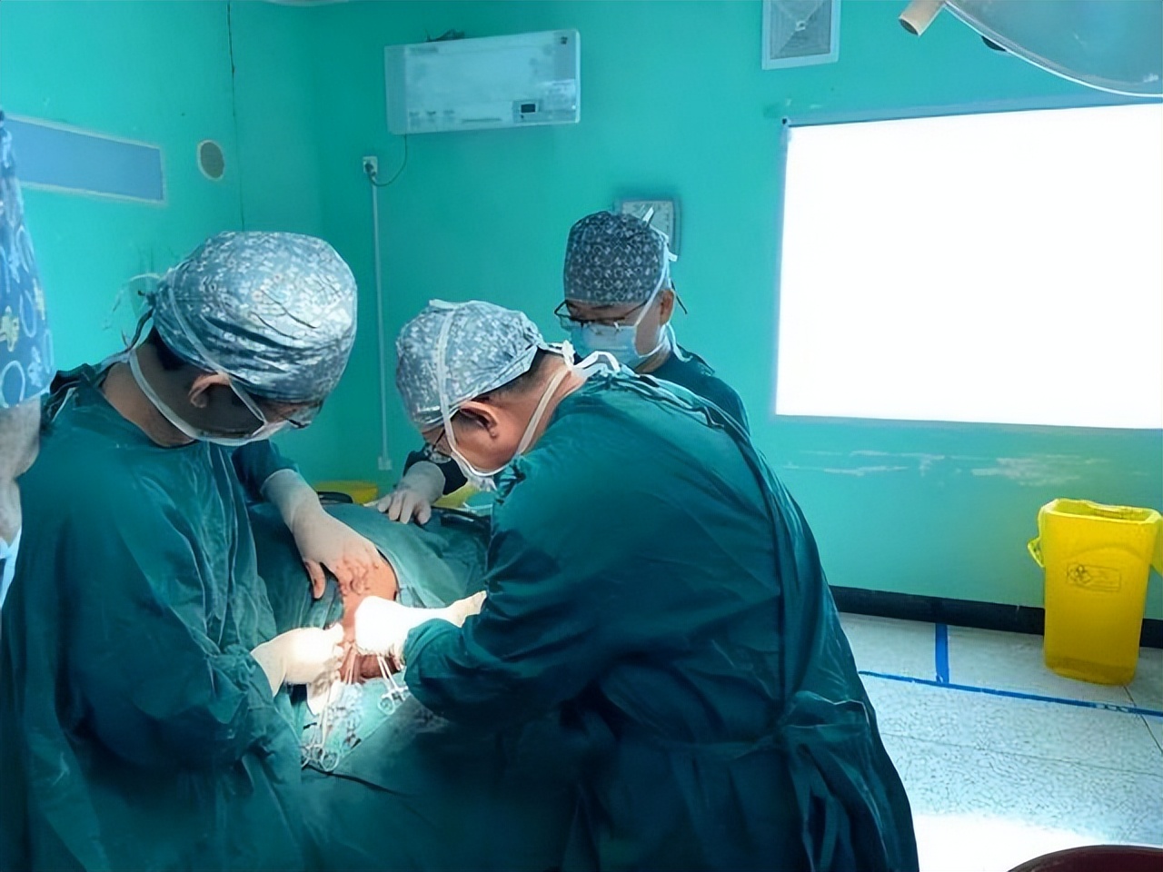 肛周脓肿中药热敷配合三黄膏,三黄散外敷消炎效果怎么样