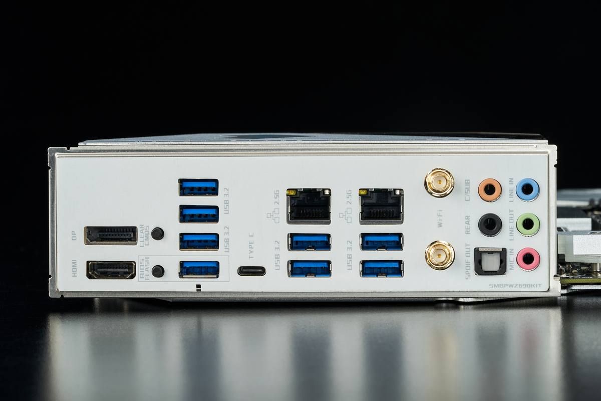 铭瑄ms-icraftz690wifi评测,z690铭瑄电竞之心主板横评