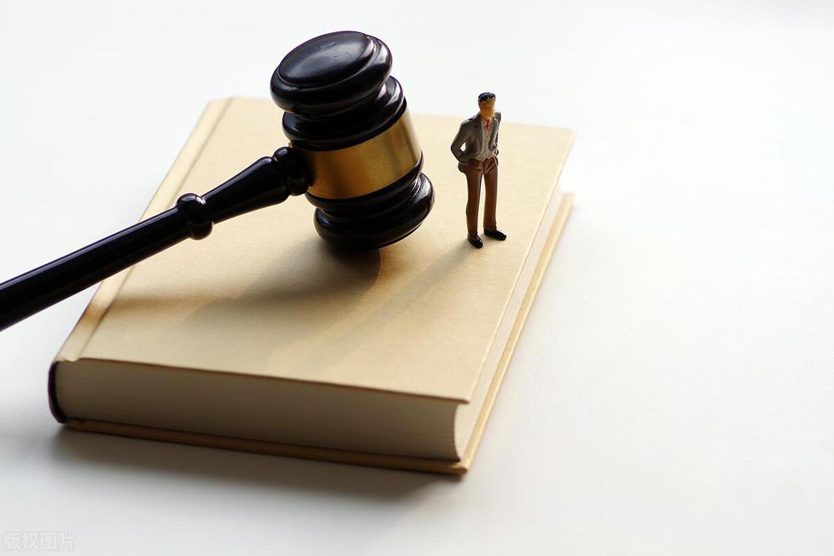 发生交通事故应不应该垫付医疗费,交通事故赔偿不懂找谁