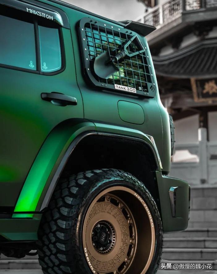 火星特别版“坦克300”现身，个人设计的巅峰之作，比奔驰G还霸气