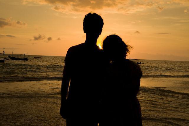 怎么向女孩表白不会被拒绝,怎样表白不会被拒绝女追男