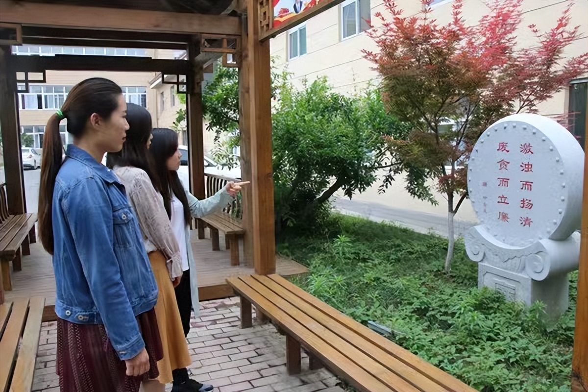 大学生浏览不良网站被警告,大学生浏览不良网站被学校警告