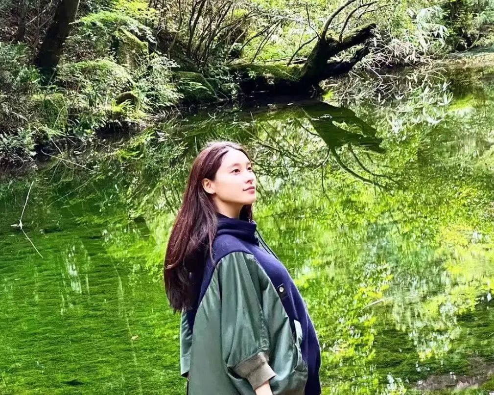 还记得《哥哥太爱我》的妹妹土屋太凤吗？她当妈妈啦！