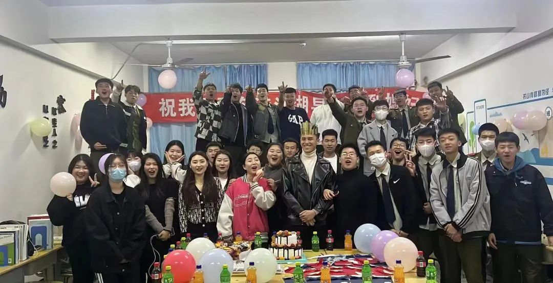 大连中港通关学校,大连中港通关学校位置