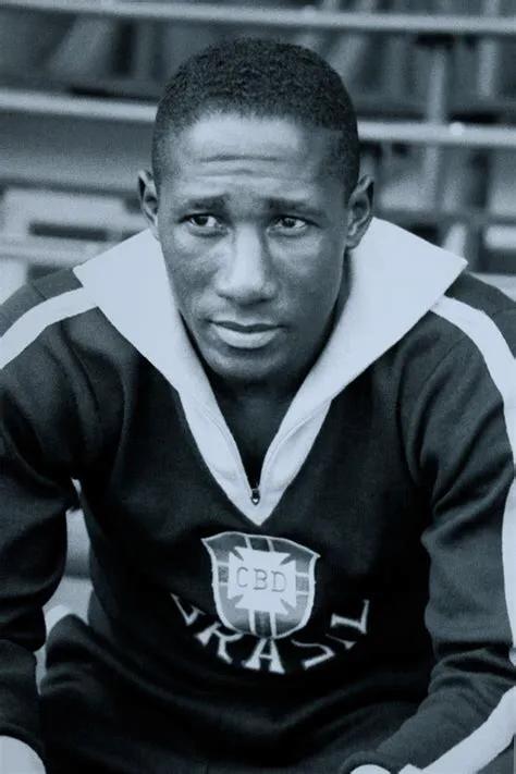 世界足球历史最佳阵容11人图片,世界最佳阵容2014足球