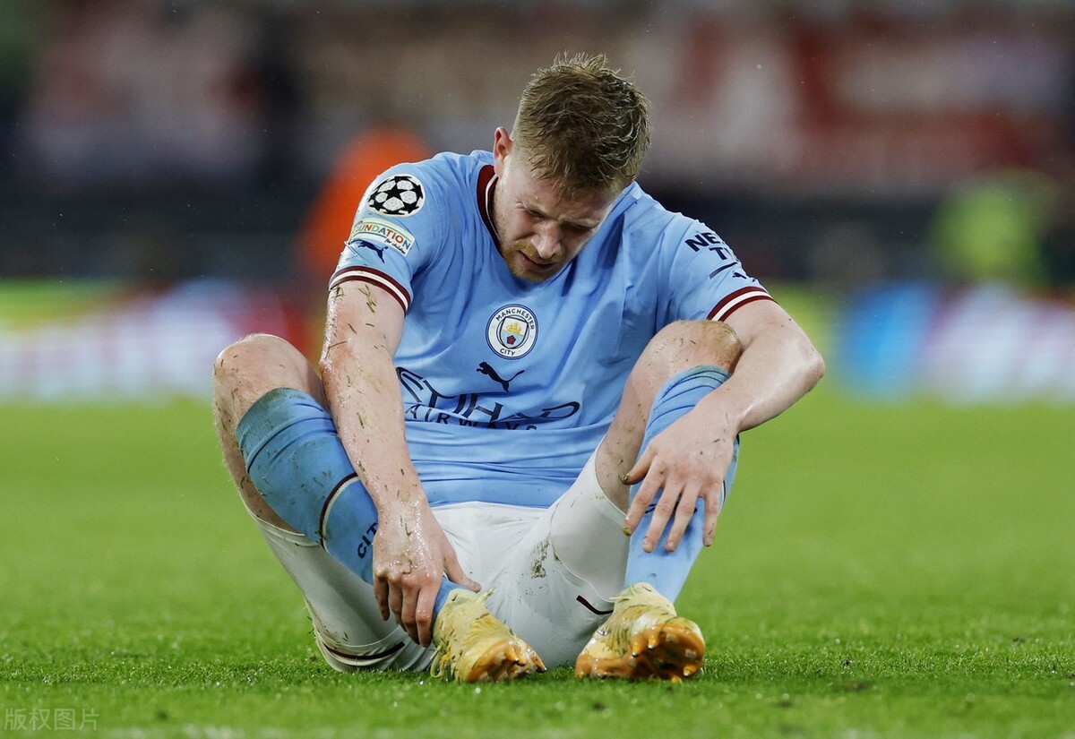 德布劳内cos丁丁历险记,德布劳内变装帅照