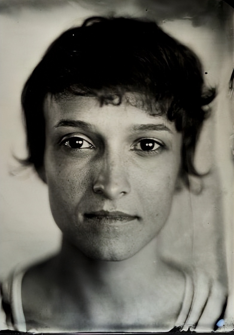 经典食人魔恐怖片,一部极度血腥的惊悚片