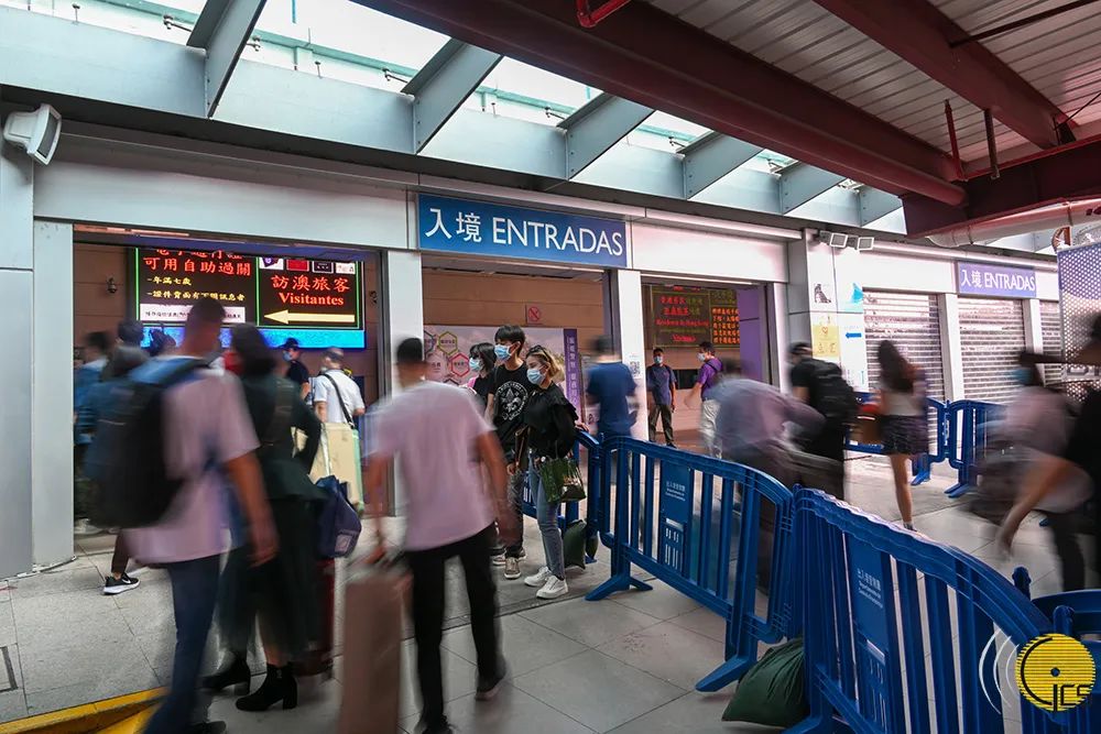 【11月17日或之后入境的内地来澳人士】须在入境翌日起计第2天接受1次核检