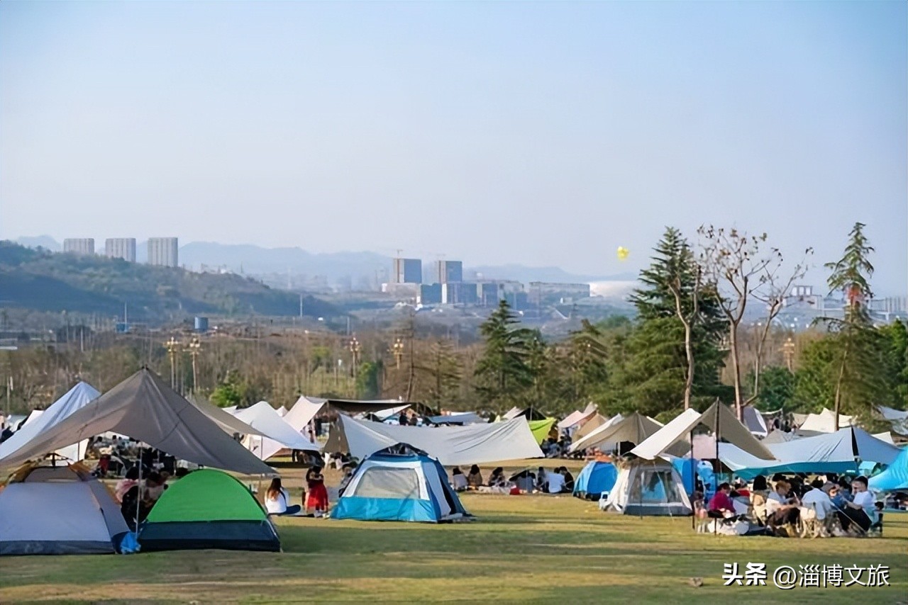 曾经火爆一时的“露营”,没能等到2023年的春天