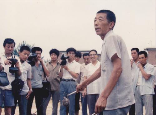 拒绝百万美金诱惑，遭5专家群殴，灭鼠奇人邱满囤将秘方带进坟墓