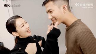 13岁，顶级Alpha，阿姨们都在等他出道