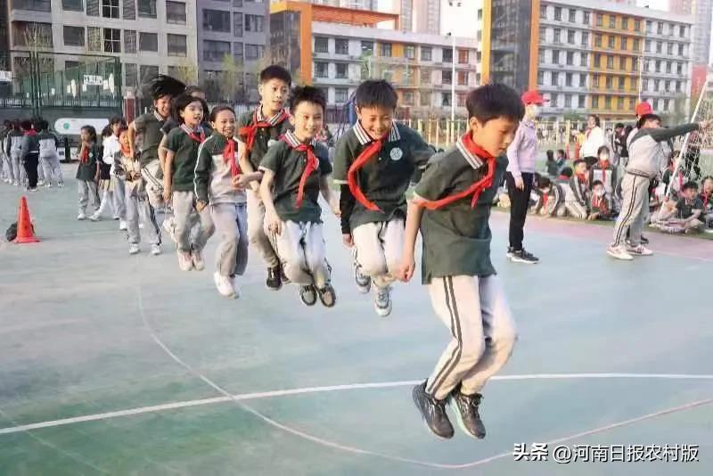瑞锦小学田径比赛女子50米,郑州经开区田径比赛开幕式