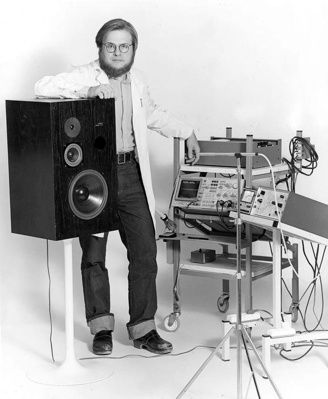 德国真力音响 (芬兰genelec音箱)