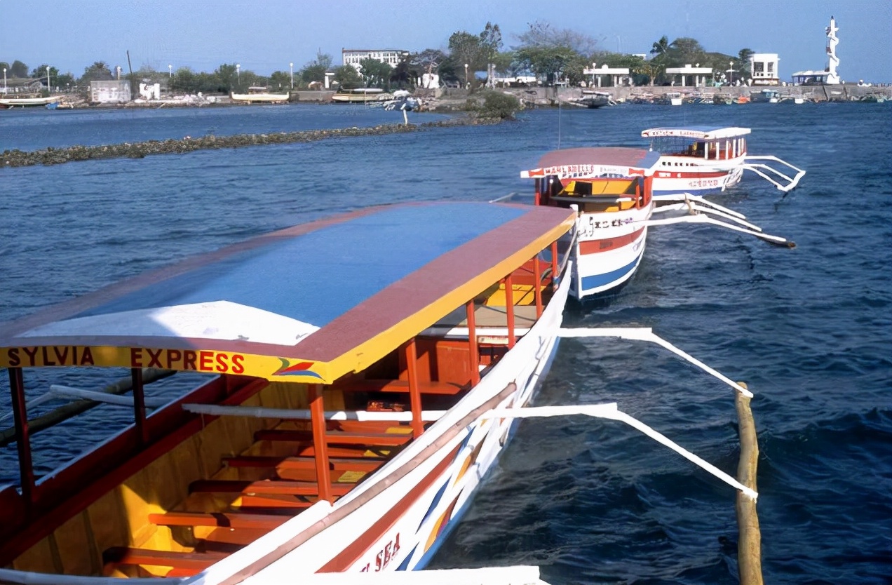 “世界保姆”穷国菲律宾现状，带你看看菲律宾的冷知识