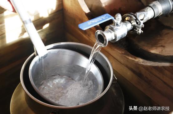 100斤粮食能酿造多少纯粮酒,100斤粮食能酿多少斤53度的酒