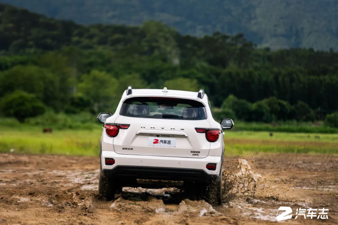 15万级别suv这3款怎么买很挑人,15万可选的四驱suv这4款物有所值