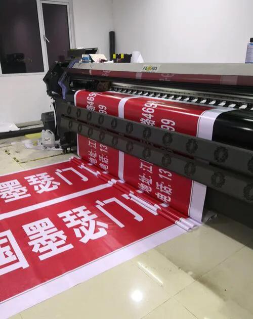 写真机喷绘机操作难吗,写真机喷绘机操作流程