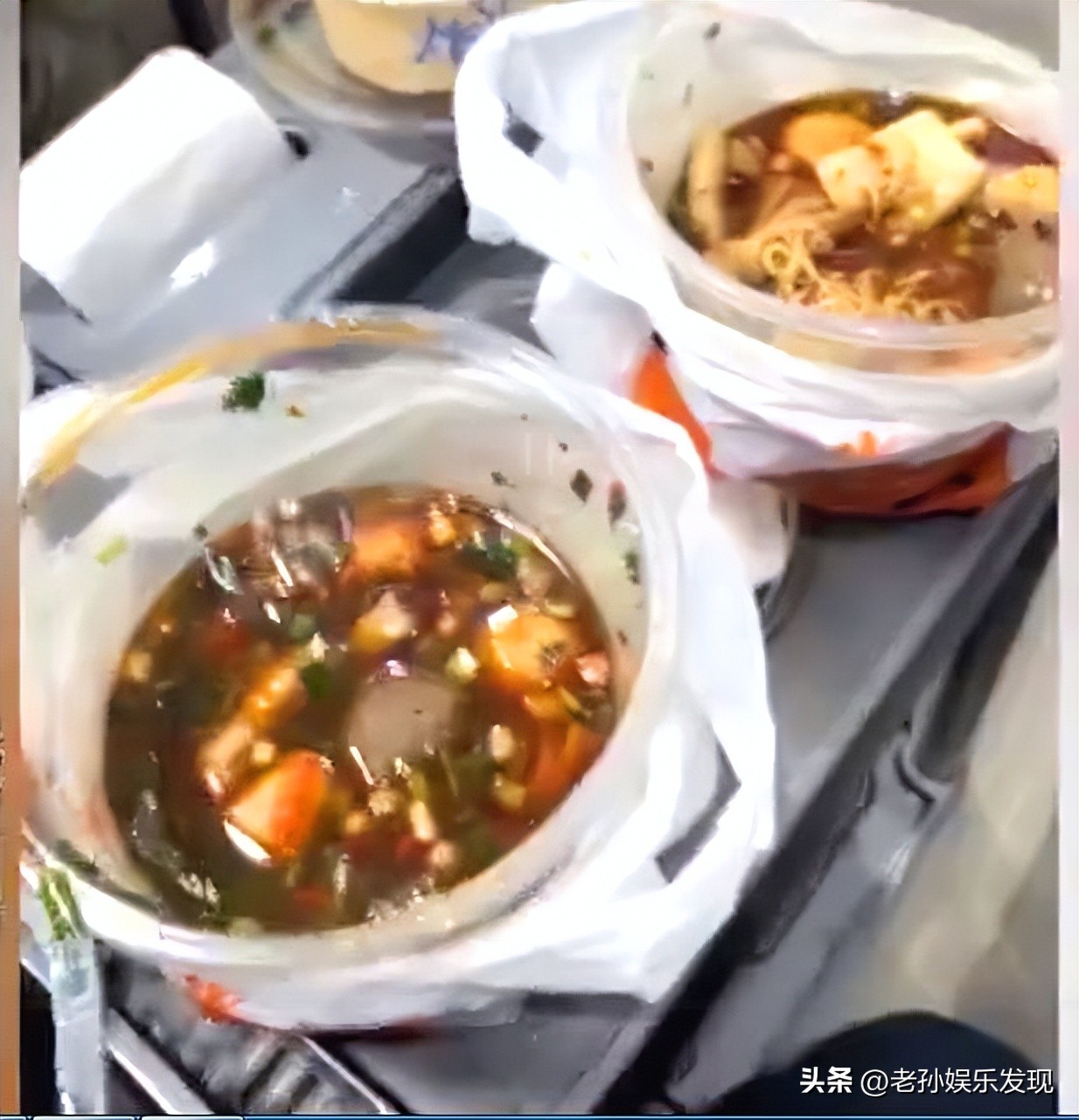 两碗麻辣烫消费175元违法吗,官方通报女子买两碗麻辣烫花175元