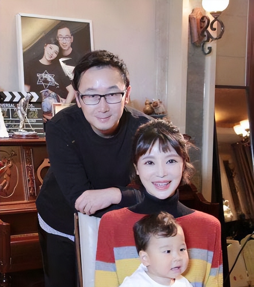 主持人胡蝶陆川怎么样了,主播胡蝶几岁嫁陆川