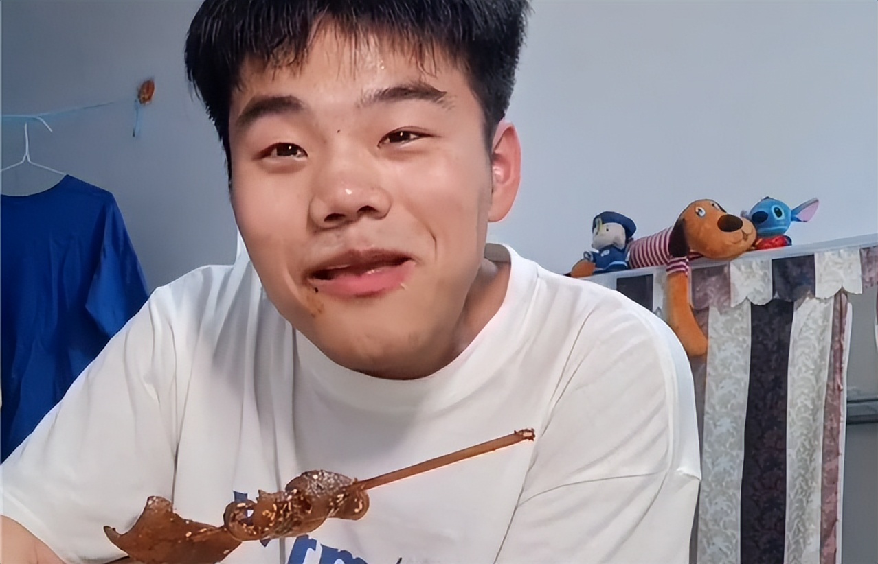 楠楠同学先天性脑瘫,楠楠同学抖音