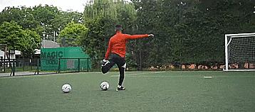 射门如何用上身体力量,射门怎样才能有力量