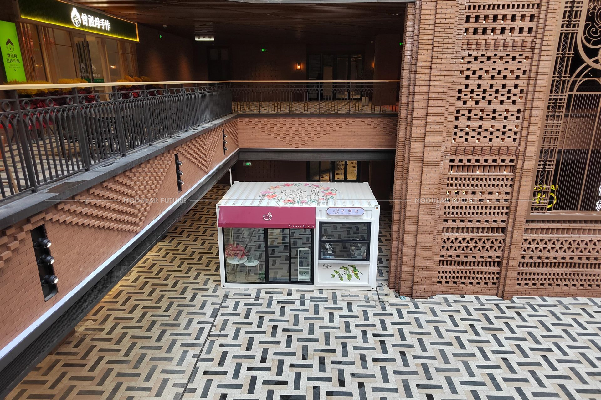 新疆集装箱创意咖啡店多少钱,创业咖啡馆盈利模式