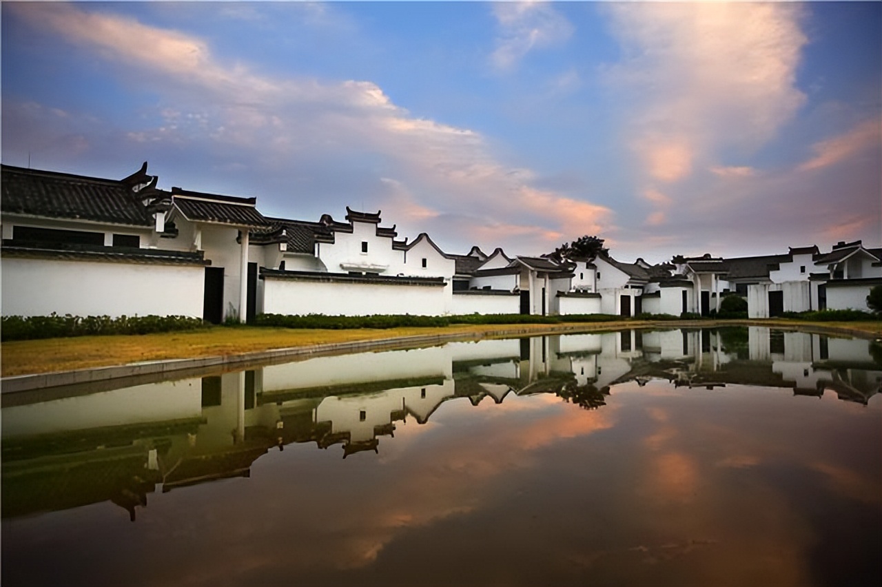 探秘秀丽山水,探秘黄山村