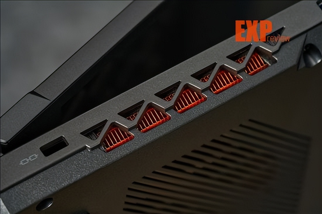 七彩虹将星x15i513500hx评测,七彩虹将星x15-xs12代i73050测评