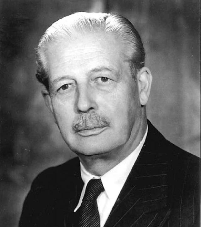 英国为阻止中国收回香港，准备了48颗原*弹子**，美国听完立刻拍板