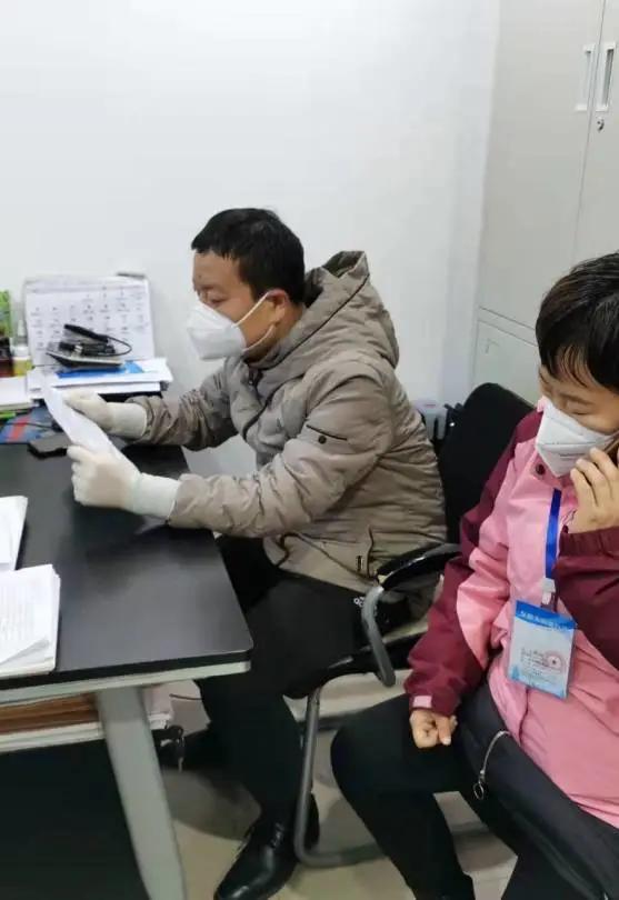 战疫一线致敬最美逆行者,抗击疫情疫路有你短视频