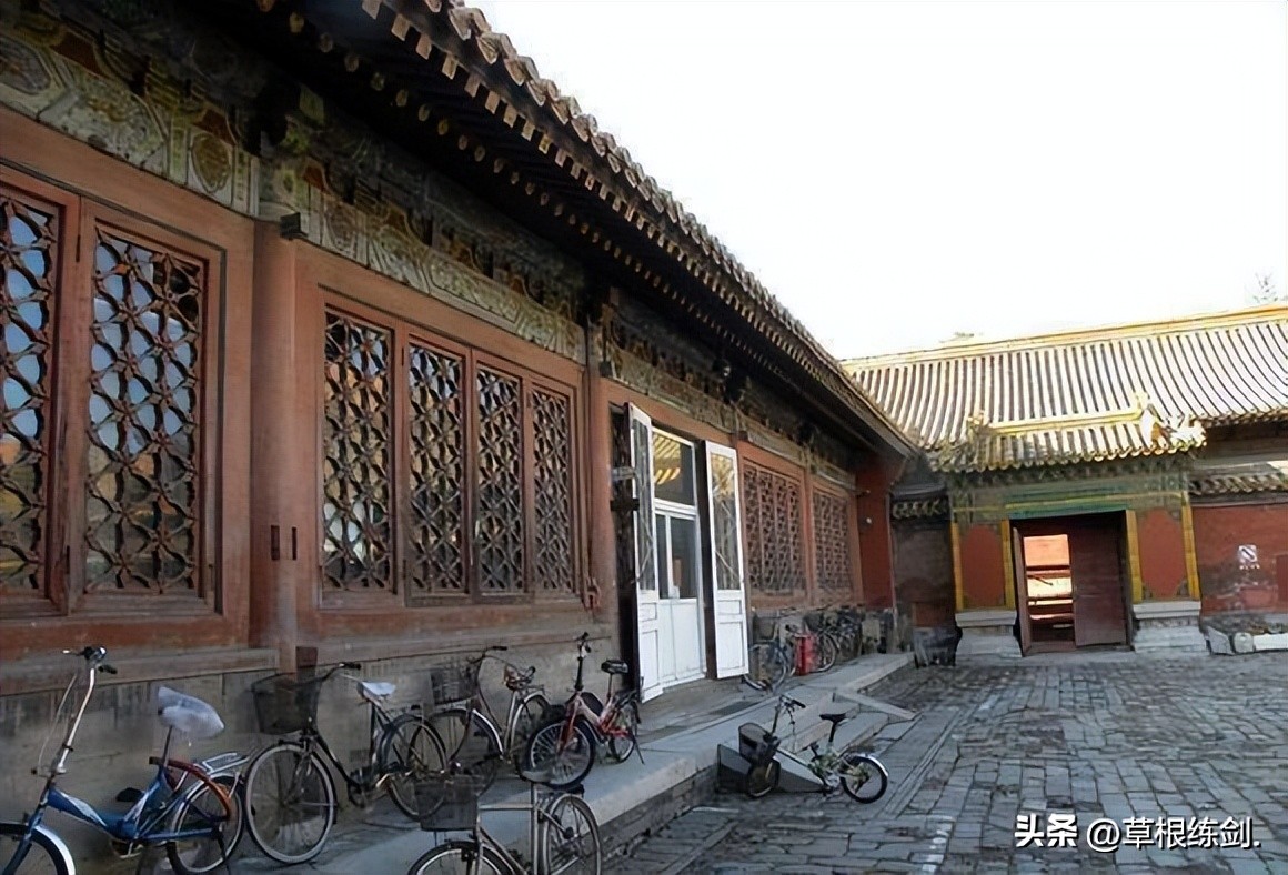 参观故宫午门,故宫中轴线上的六大殿