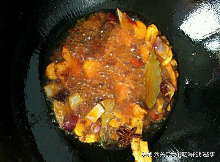 小龙虾头部是虾黄还是虾屎,小龙虾头部的是屎还是膏