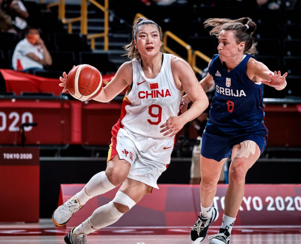 李梦被曝截图,曝光李梦照片不犯法吗