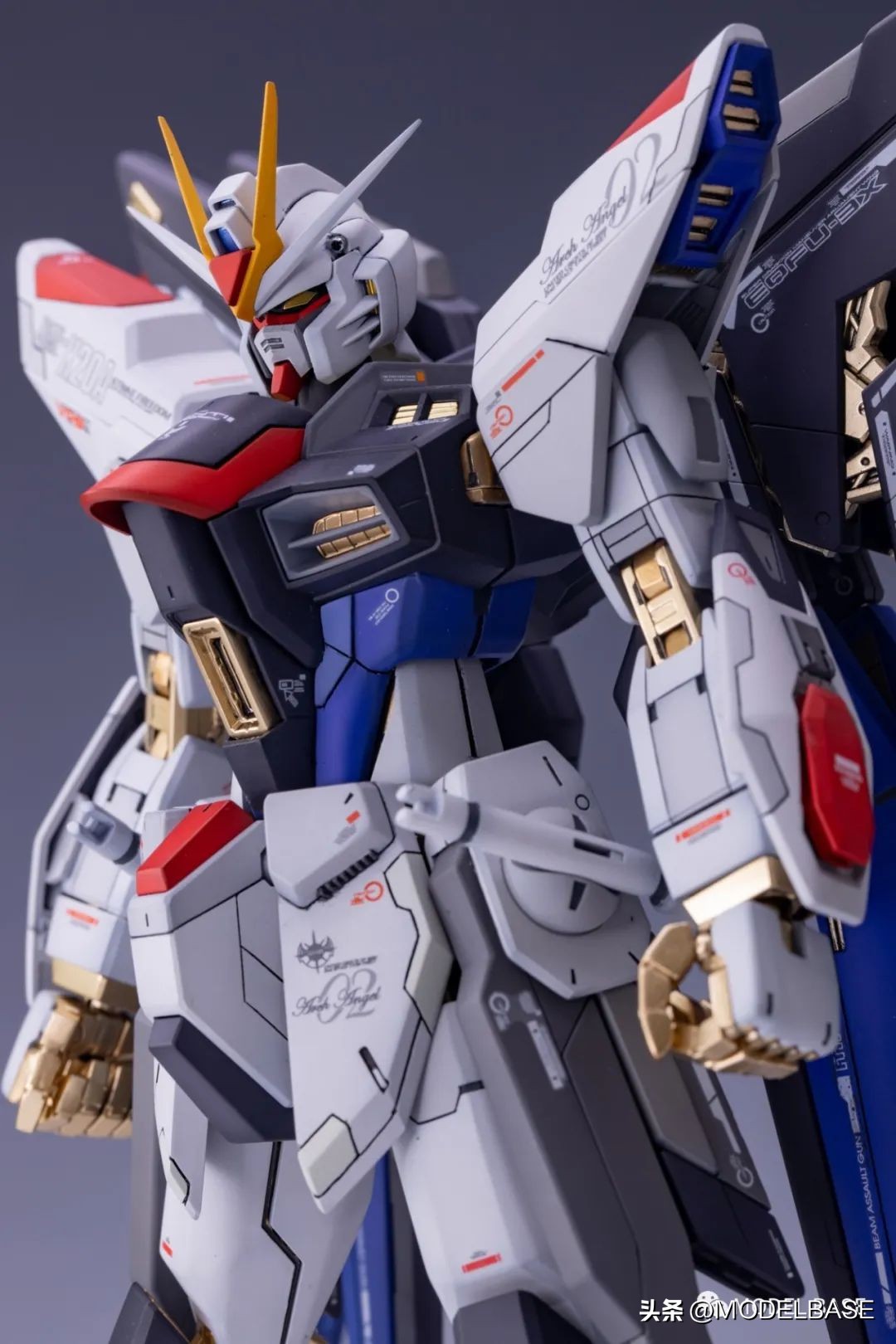 万代mg巴巴托斯喷涂场景重现,万代mgex强袭自由板件