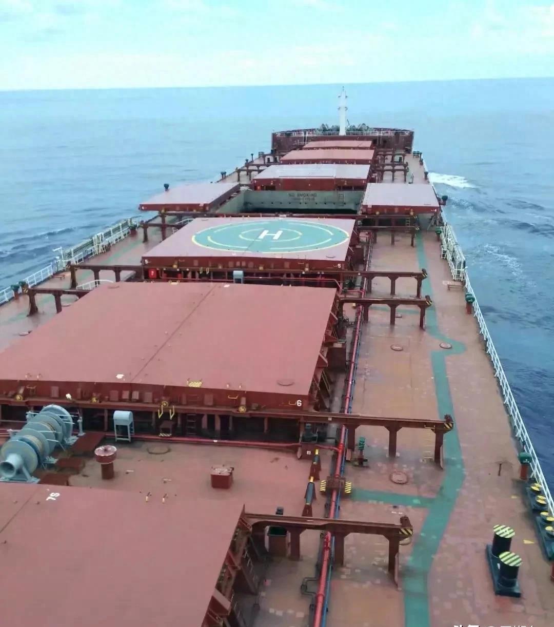 【深海经历】航行中遭遇船长威胁，惊险场面让人惊心动魄