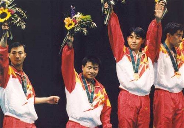 前乒乓球教练刘国梁现在干啥了,国乒教练刘国梁回归天团回忆往事