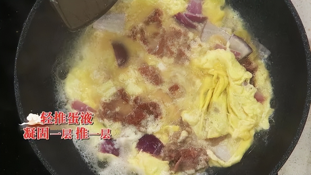 适量吃脂肪类食物可预防老年痴呆,七种推荐食品预防老年痴呆