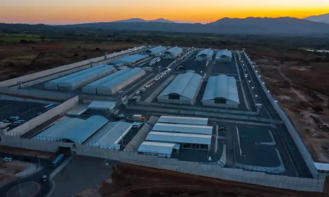 美洲最大监狱,美洲最大超级监狱