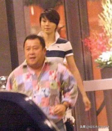 曾志伟为啥是港圈掌门人,曾志伟履历