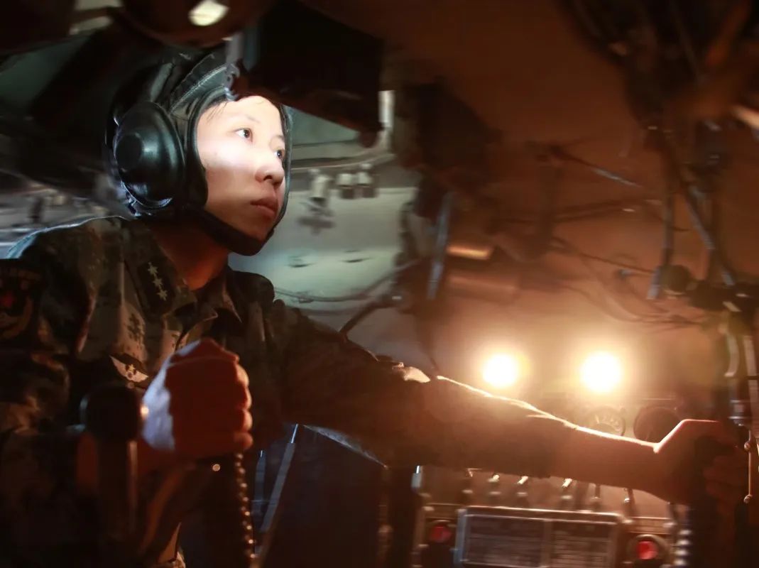 大学里考军校的有哪些,考军校的同学