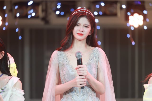 snh48林思意毕业完整版,snh48林思意的表演