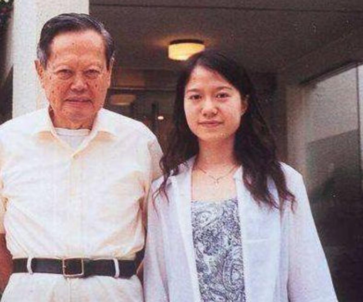 杨振宁催促翁帆冻卵子,杨振宁同意翁帆改嫁了吗