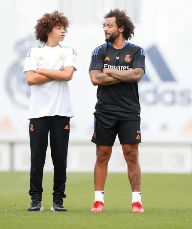 疯狂c罗进球视频,c罗足球篇