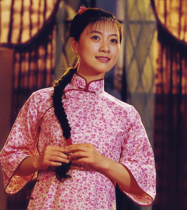 田海蓉被抛弃后活得最精彩,田海蓉丈夫葬礼视频