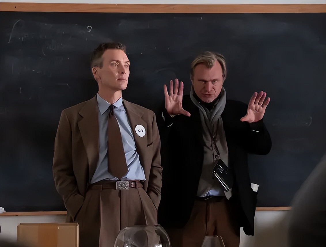 “芭本海默”火遍TikTok，明星网友疯狂整活，连诺兰都不放过？